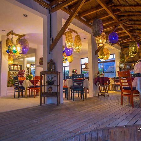 El Fuerte Beach Apartments Махауаль Экстерьер фото