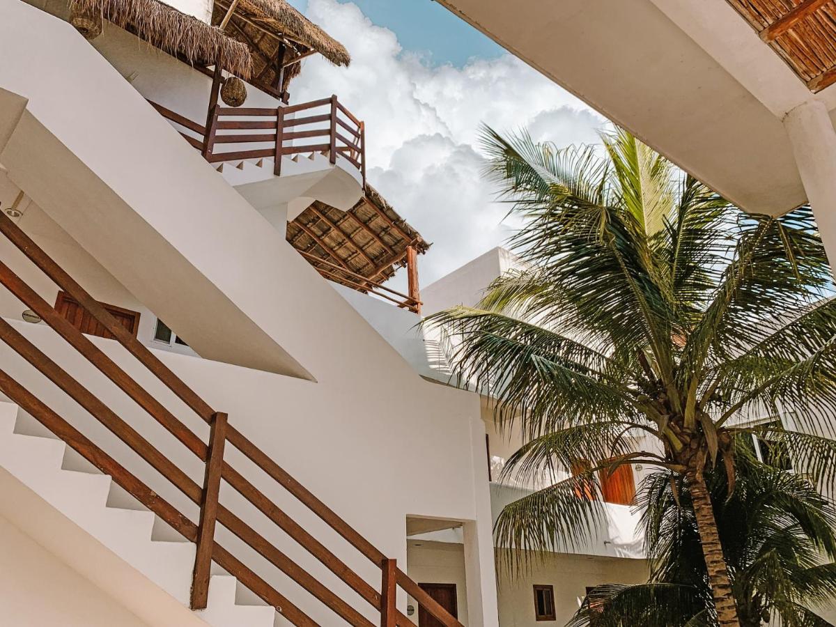 El Fuerte Beach Apartments Махауаль Экстерьер фото