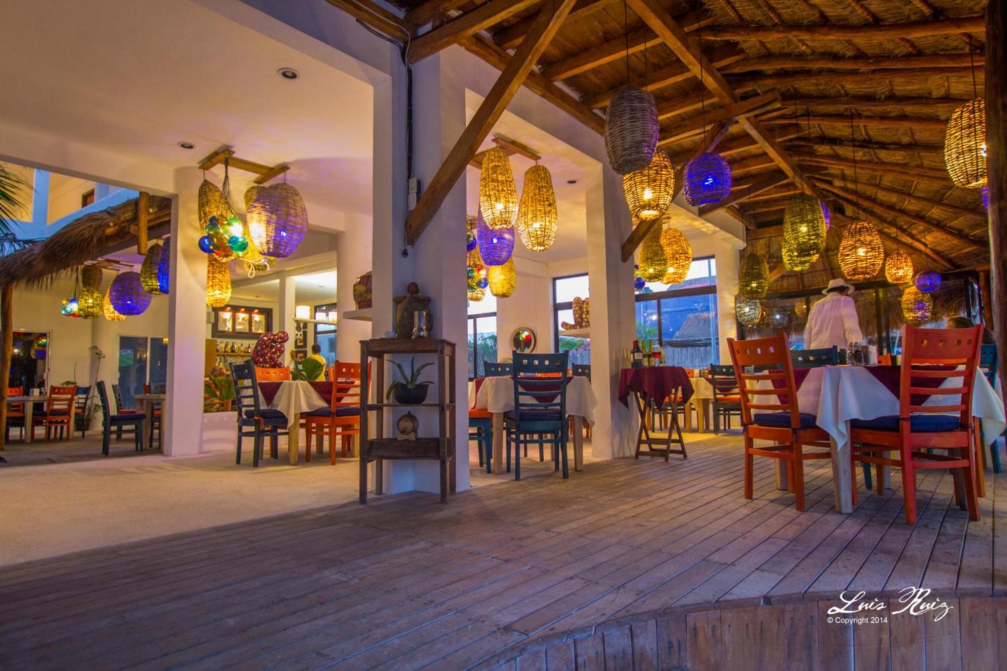 El Fuerte Beach Apartments Махауаль Экстерьер фото